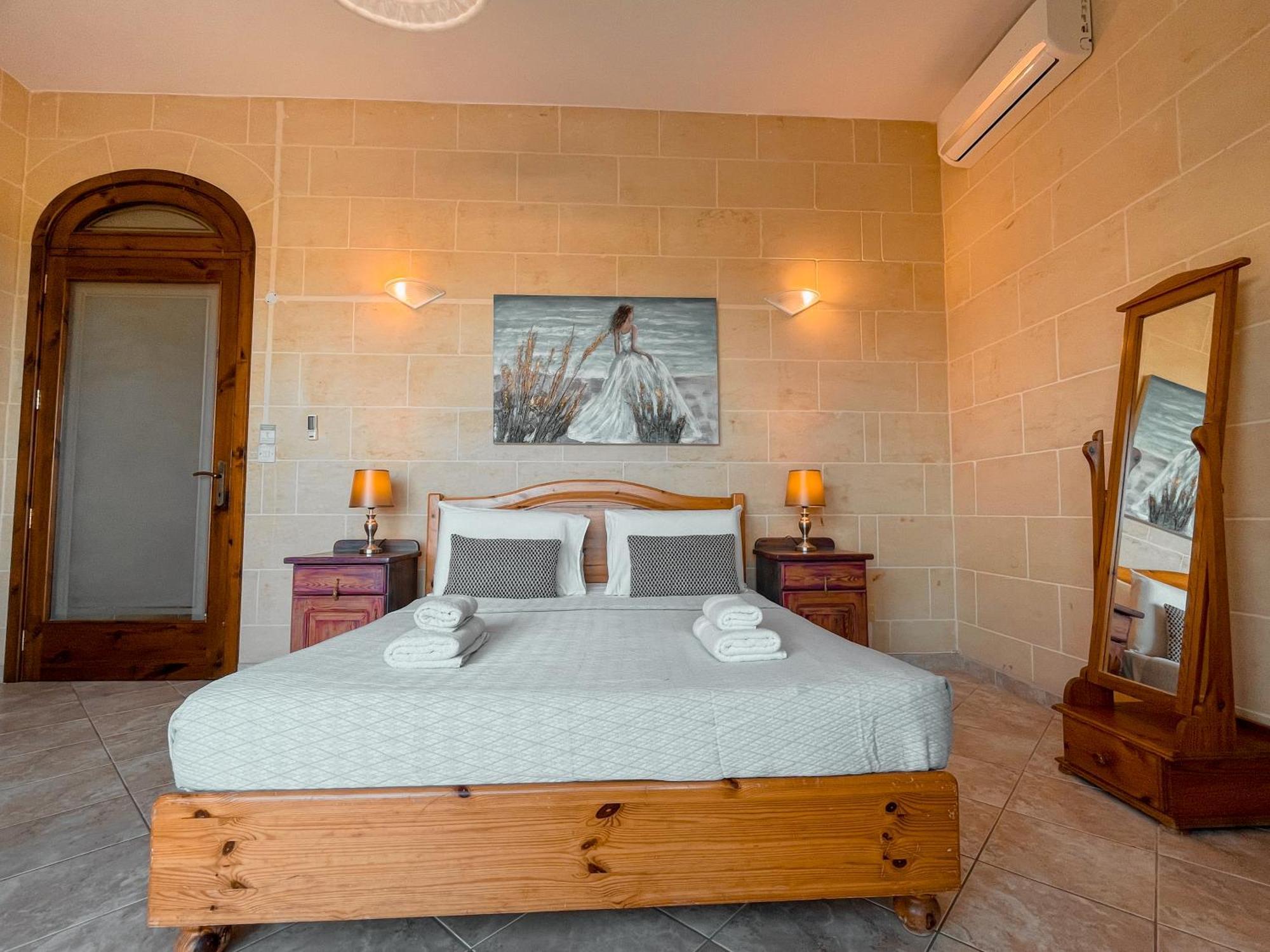 Villa Fieldend - Gozo Holiday Home Għarb Zewnętrze zdjęcie